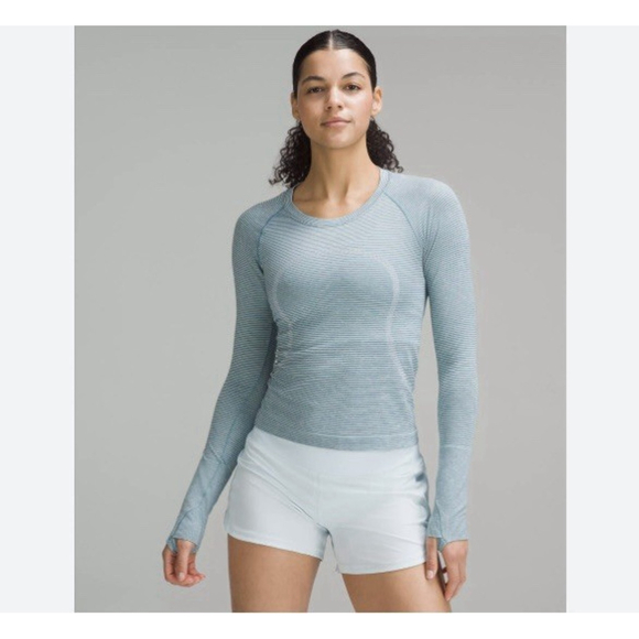 Lululemon Run Swiftly Tech Top Women Sz 8 Blue Running Gym Thumbholes EUC - Picture 1 of 7